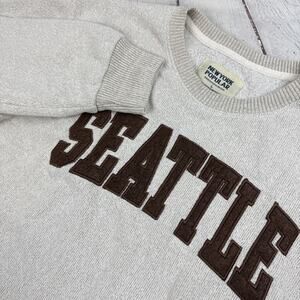 New York Popular Seattle Embroidered Beige Crew Neck Pullover Sweatshirt Men’s L